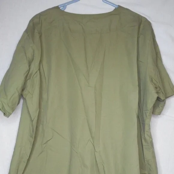 Solid Unisex Army Green Scrub Top Laudau M… - Picture 4 of 5